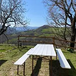 La Lupa E L'orso Nocleg ze śniadaniem 3*