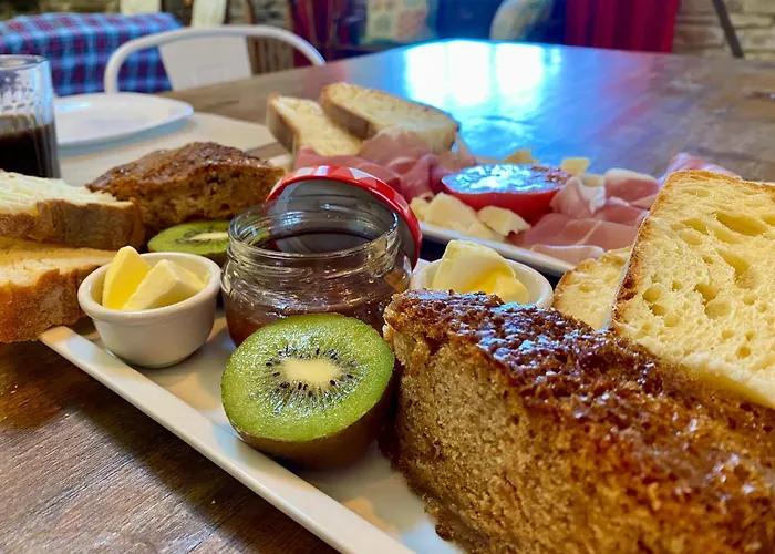 Oda ve Kahvaltı La Lupa E L'orso Berceto