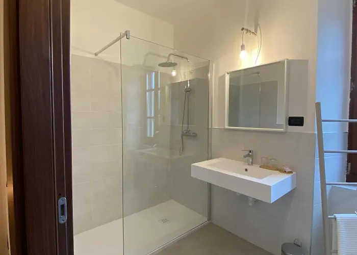 La Lupa E L'orso Bed & Breakfast 3*