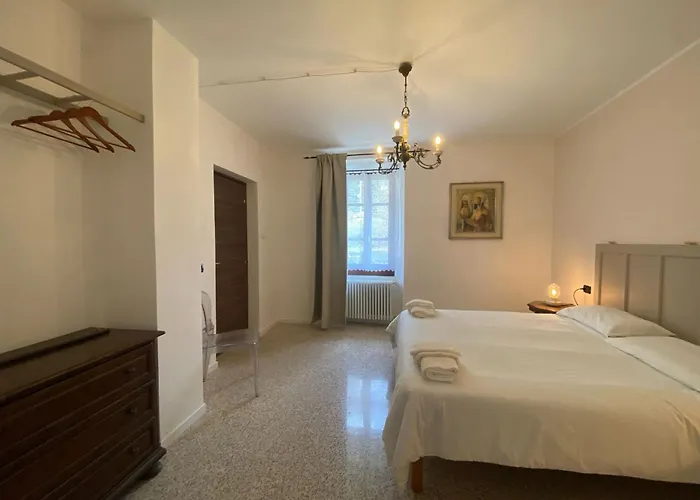 Bed & Breakfast La Lupa E L'orso Berceto